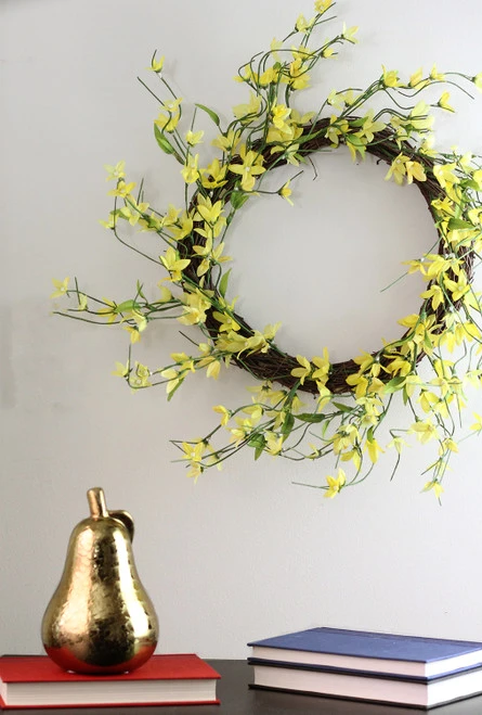 Northlight Forsythia Twig Artificial Floral Wreath, Yellow 12-Inch - Image 4