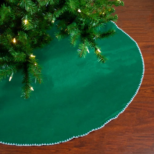 Northlight 48" Red And White Shell Reversible Christmas Tree Skirt - Image 3