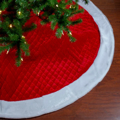 Northlight 72" Red And White Quilted Christmas Tree Skirt With Faux Fur Trim - Image 2
